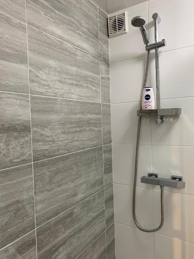 Serviced One-bedroom Southmead Hospital Mod Airbus *